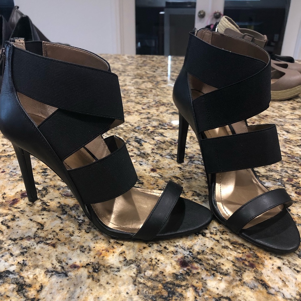 BCBG heels